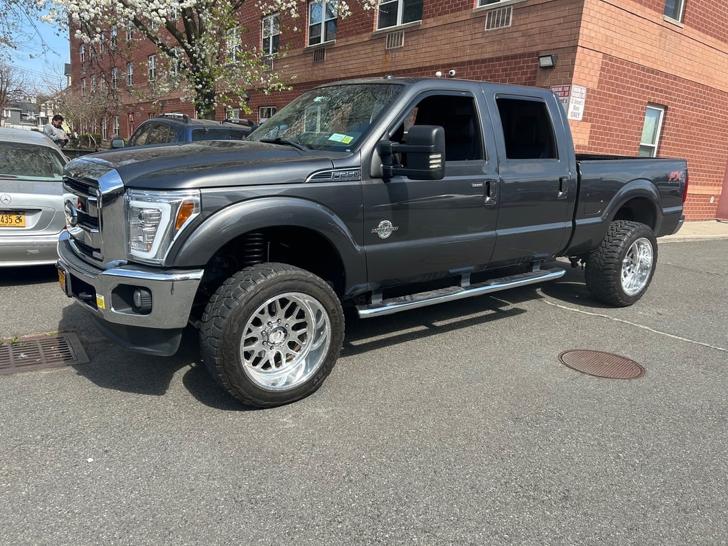 Rough Country Suspension 3-Inch Series II Suspension Lift Kit with Premium N3 Shocks 11-16 Superduty's